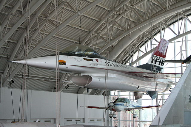 The first of the two General Dynamics prototype YF-16 Fighting Falcon lightweight fighters, 72-1567, on display at the Virginia Air and Space Center, Hampton, Virginia. (Rtphokie via Wikipedia)