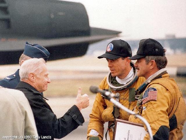 Ben Rich, director of Lockheed's Advanced Development Projects ("Skunk Works") congratulates LCOL Ed Yeilding and LCOL J.T. Vida on their record-setting flight. (Unattributed)