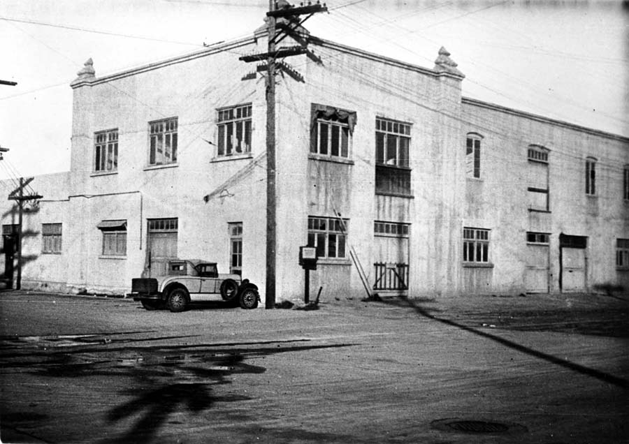 Ryan airplane factory at the foot of Juniper Street, San Diego, California. (Donald A. Hall Photograph & Document Collection)