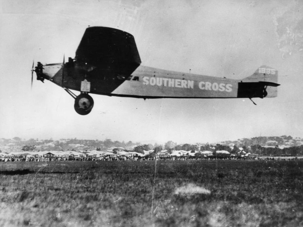 Kingsford Smith’s Fokker F.VIIb/3m Southern Cross, landing at Brisbane, 10:50 a.m., 9 June 1928. (State Library of Queensland)