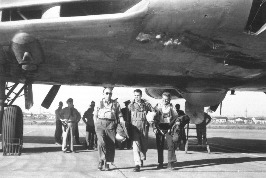 Flight test crew of Northrop's XB-35 at Northrop Field, Hawthorne, California, 1946.