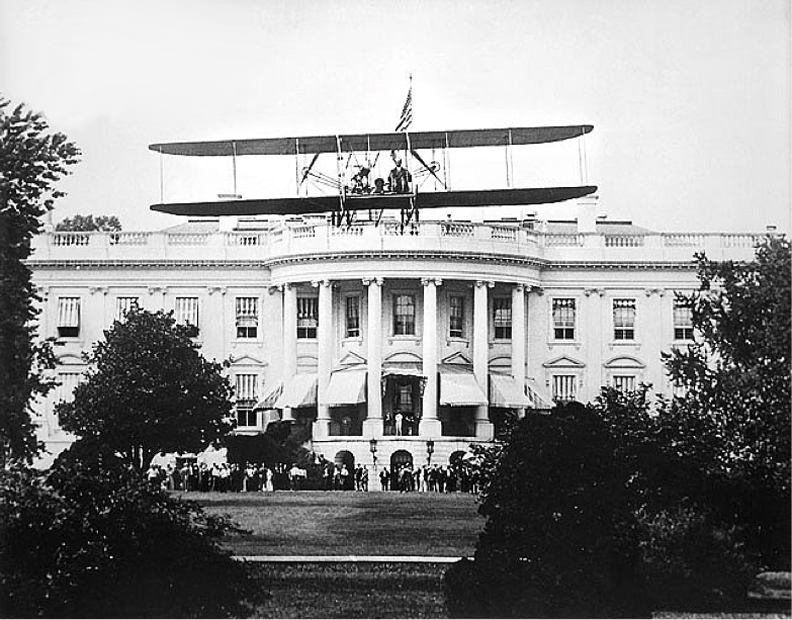 Harry Atwood and his Wright Model B over the White House lawn, 14 July 1911. (Smithsonian Institution)