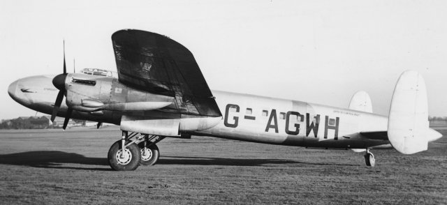 Avro-Lancastrian-Mk.III-G-AGWH-Star-Dust.jpg