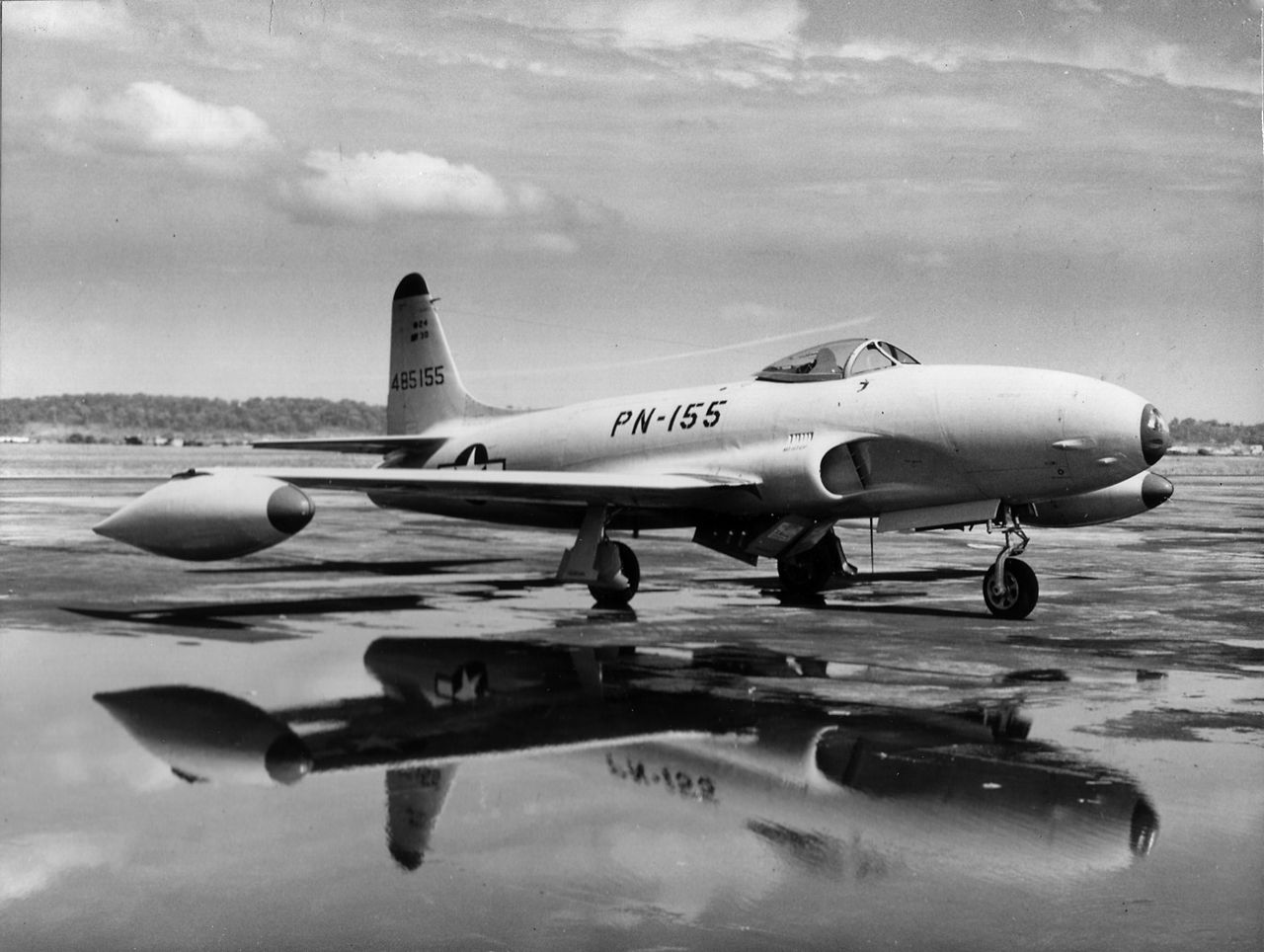 Lockheed P-80A-1-LO Shooting Star 44-85155, similar to the jet fighter which Major Bong was flying, 6 August 1945. (U.S. Air Force)