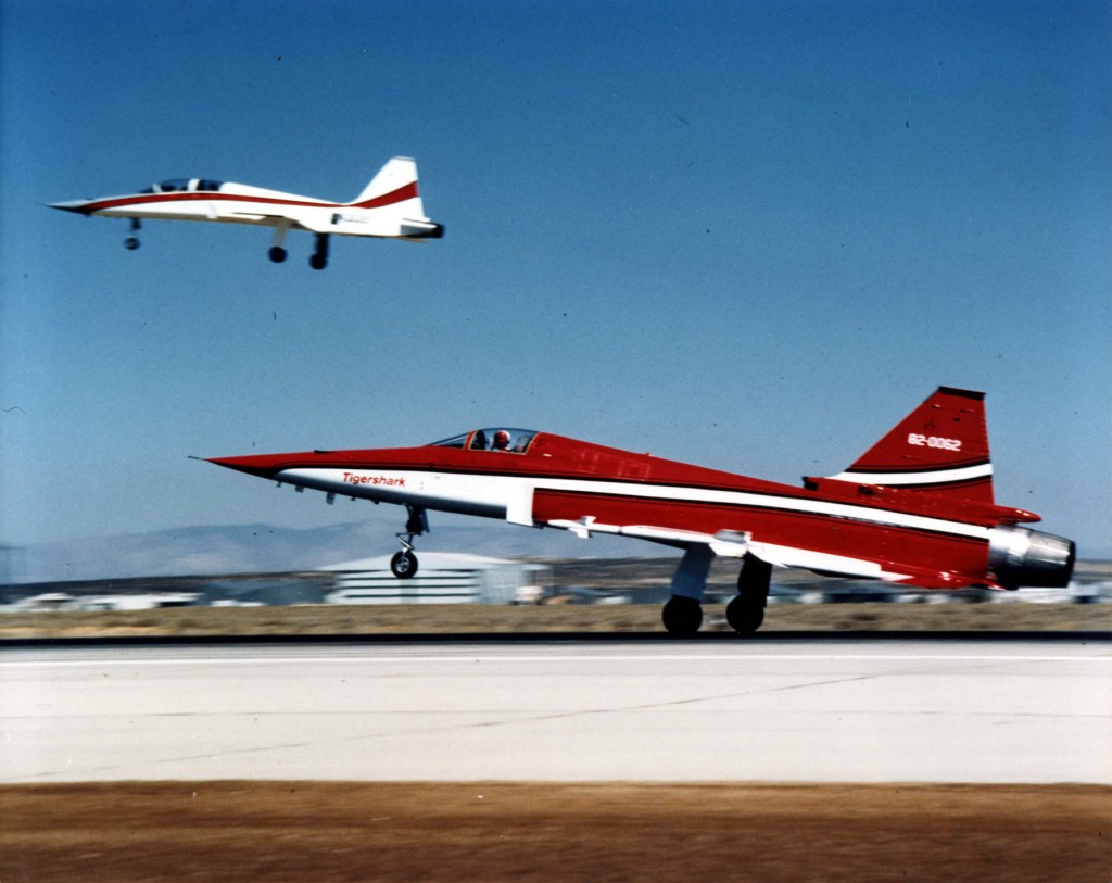 Northrop F-5G Tigershark prototype N4416T (F-20A 82-0062) with T-38A Talon chase, Edwards AFB