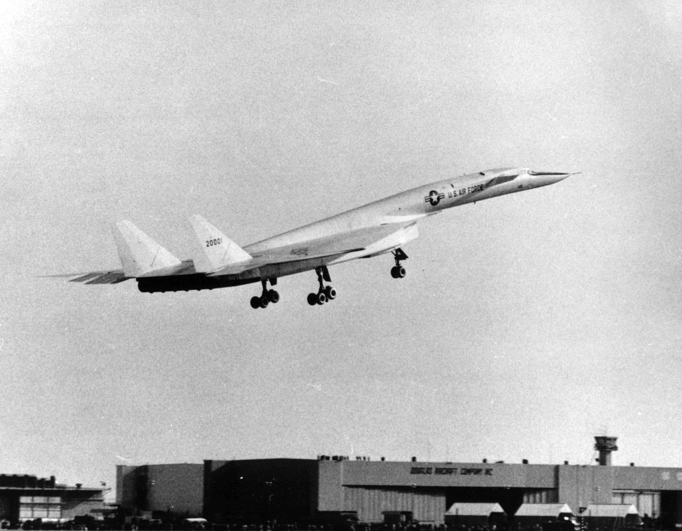 North American Aviation XB70A-1-NA 62-001 takes off for the first time, 21 September 1964. (U.S. Air Force)