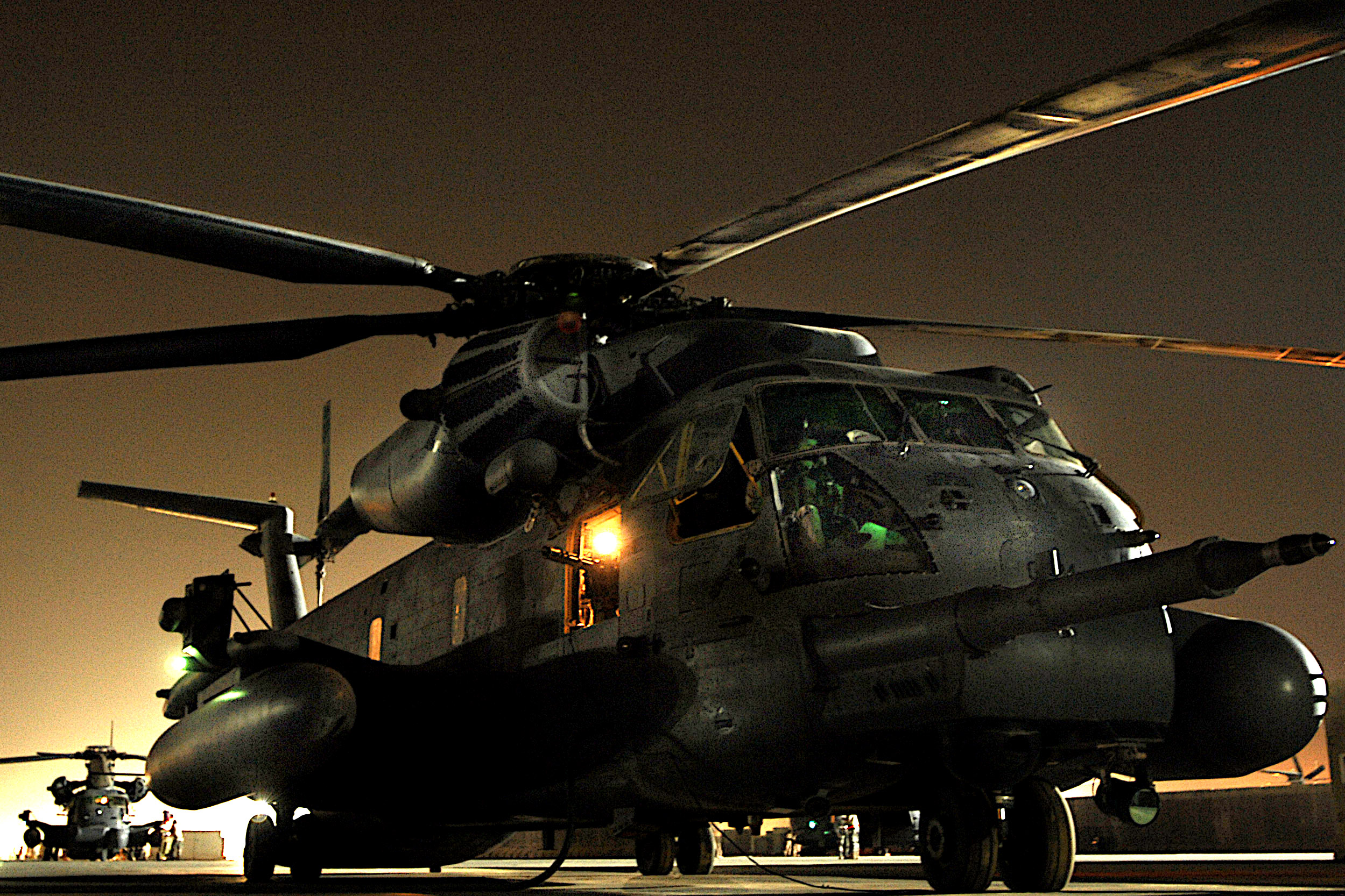 Sikorsky MH-53M Pave Low IV, 68-8424, prepares for its last combat mission, Iraq, 27 September 2008. (A1C Jason Epley, U.S. Air Force)