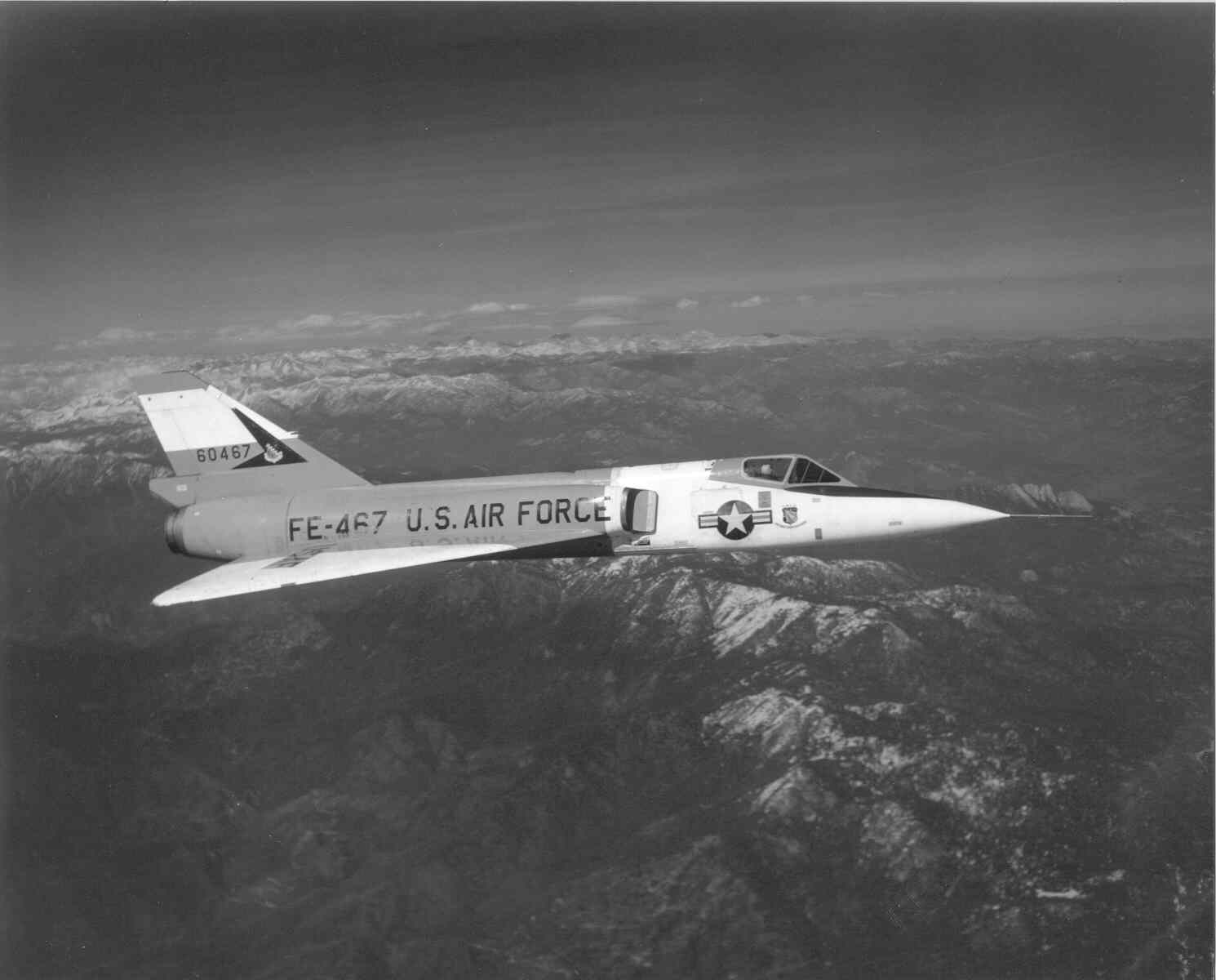 Convair F-106A Delta Dart 56-0467 in flight. (U.S. Air Force)