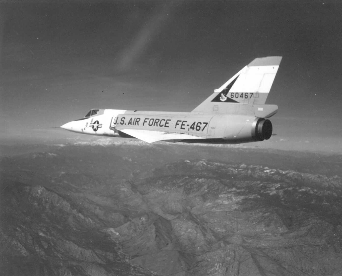 Convair F-106A Delta Dart 56-0467 in flight, seen from left rear quarter. (U.S. Air Force) 