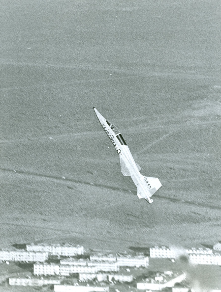 Major Walter F. Daniel flew this Northrop T-38A-40-NO Talon, 61-0849, to four Fédération Aéronautique Internationale (FAI) time-to-altitude world records at Edwards AFB, 18 February 1962. (U.S. Air Force)