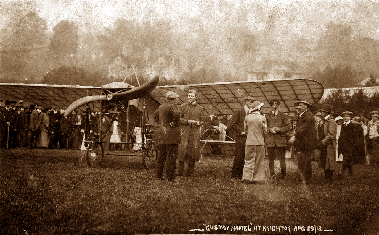 Gustav Hamel and his Blériot XI at Radnorshire, Knighton, England, 29th August 1913.