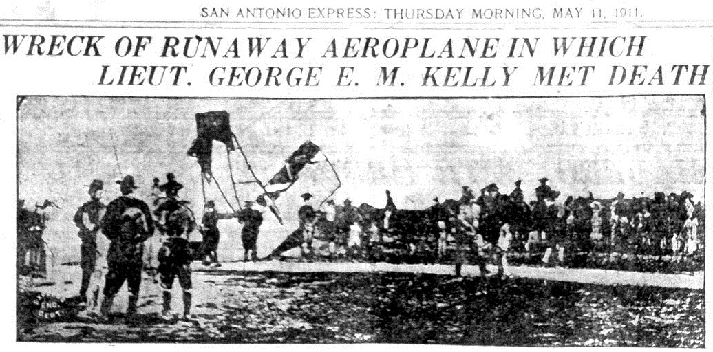 Photograph o fteh accident scene at Fort San Antonio, published in the San Antonio Express, 11 May 1911.