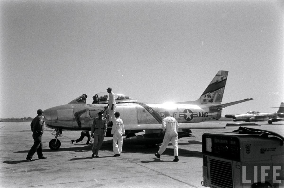 North American Aviation F-86A-5-NA Sabre 49-1046, California Boomerang, being readied for its record flight at Van Nuys, California. (LIFE Magazine via Jet Pilot Overseas)