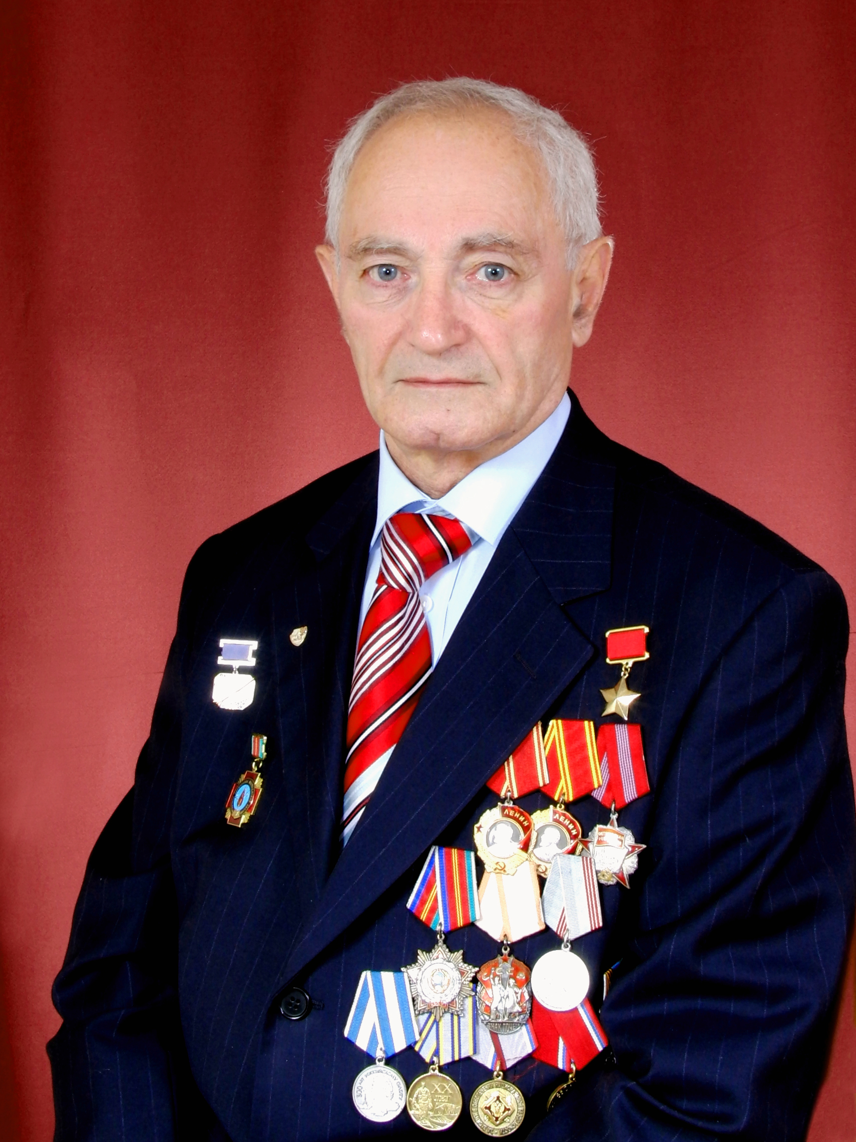 Gurgen Rubenovich Karapetyan, Hero of the Soviet Union