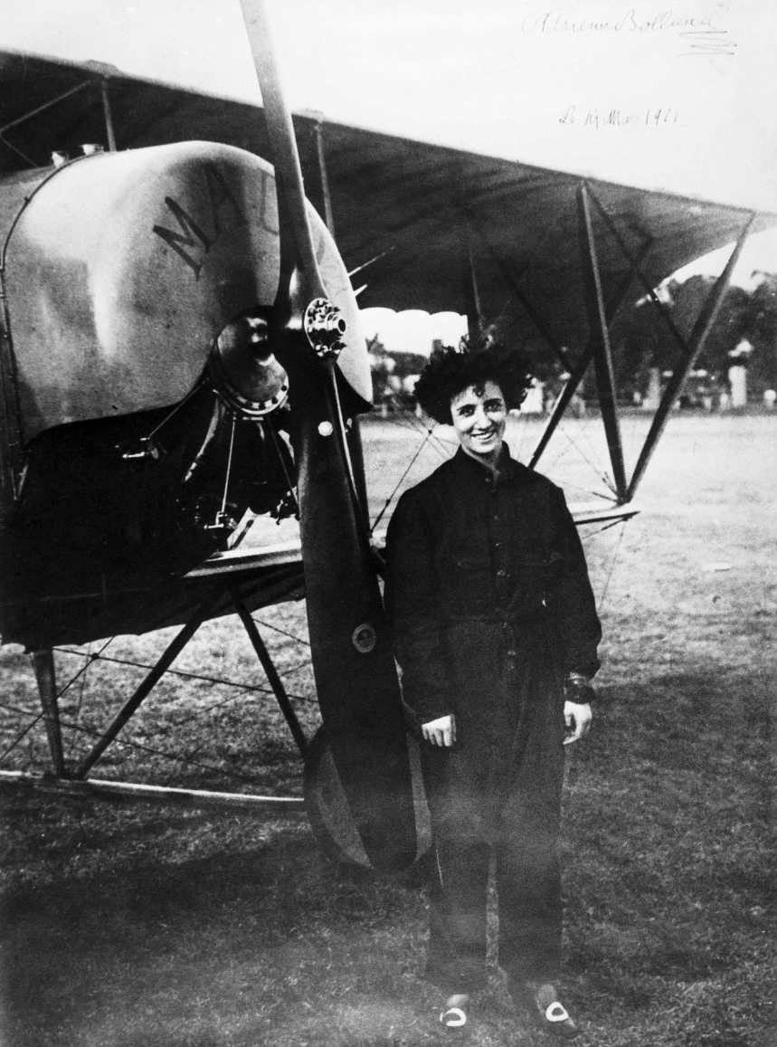 Adrienne Bolland with her Caudron G.3, 19 May 1921. (Air France)