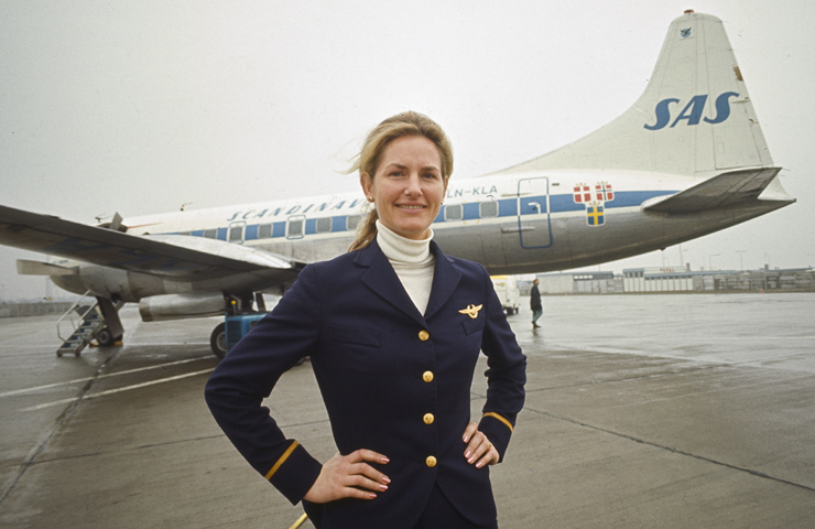 Turi Widerøe with “Atle Viking,” a 1957 Convair 440-75 Metroliner, LN-KLA, operated by Scandinavian Airlines System. (SAS)
