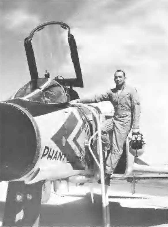 LCOL Thomas H. Miller, USMC with the record setting McDonnell F4H-1F Phantom II. (McDonnell)