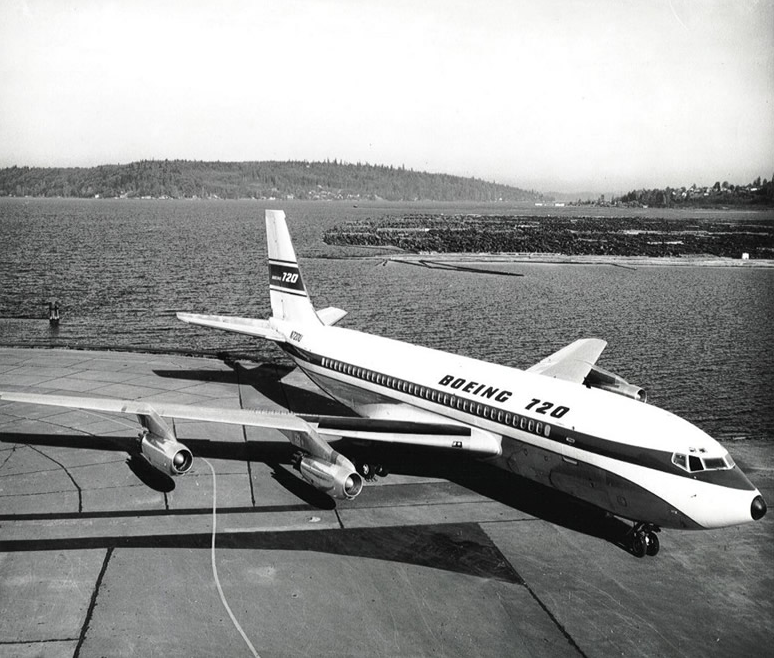 Boeing 720-022 c/n 17907, N7201U. (Boeing)