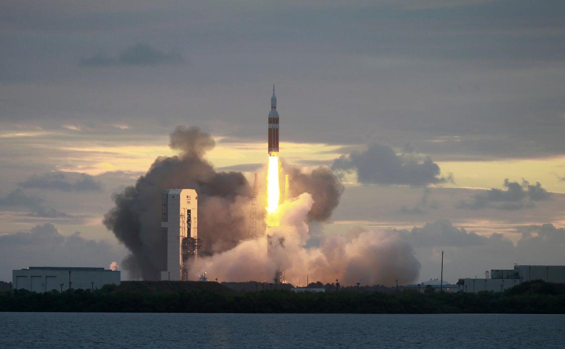 The first Orion spacecraft lifts off from LC 37, Kennedy Space Center, Cape canaveral, Florida, aboatd a Delta IV Heavy. (Reuters)