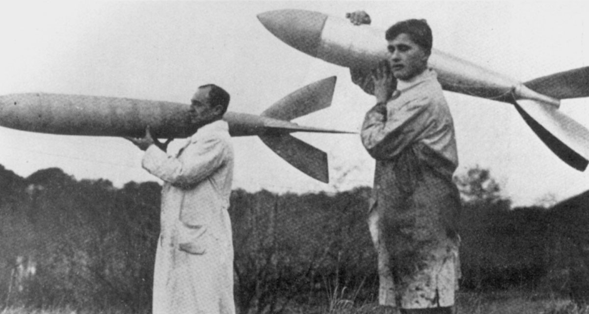 Rudolf Nebel (left) and Wernher von Braun with small liquid-fueled rockets, circa 1930. (Unattributed)