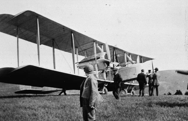"Vickers 'Vimy" aircraft of Captain John Alcock and Lieut. A.W. Brown ready for trans-Atlantic flight, Lester's Field, 14 June 1919, St. John's, Nfld." (Library and Archives Canada/PA-121930)