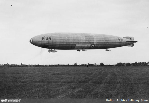 Airship R 34 landing at Pulham, Norfolk, 13 Juky 1919. (Getty Images/Jimmy Sime)