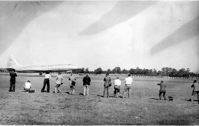 The prototype Bristol Type 167, G-AGPW, takes off from Filton Aerodrome, 11:30 a.m., 4 September 1949. Hundred of Bristol employees are lining the runway. (Alfred Thompson)