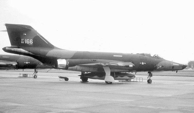 McDonnell RF-101C-40-MC Voodoo 56-166. (U.S. Air Force)