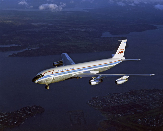Boeing 707-121 N708PA, photographed during its second flight. (Boeing via Space.com)