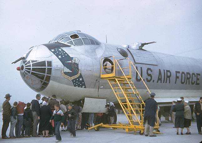 Pilot's Post - The USA's forgotten bomber-the Convair B-36 Peacemaker