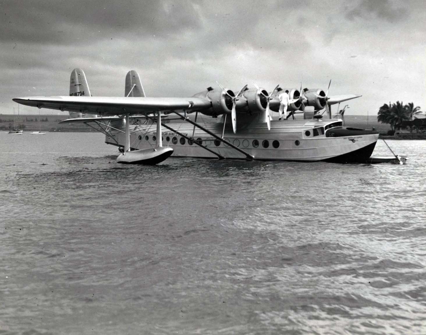 A Pan American Airways Sikorsky S-42, NC16742, moored at Honolulu, Territory of the Hawaiian Islands. (hawaii.gov/hawaiiaviation)