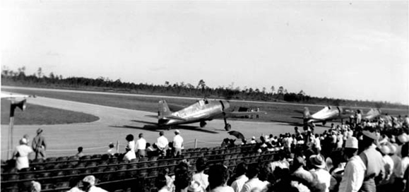 The Navy Demonstration Team Hellcats taxi out for their first public performance, Craig Field, Jacksonville,Florida, 15 June 1946. (Butch Voris collection)