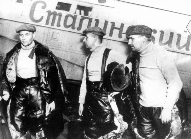  L-R Belyakov, Baydukov and Chkalov 