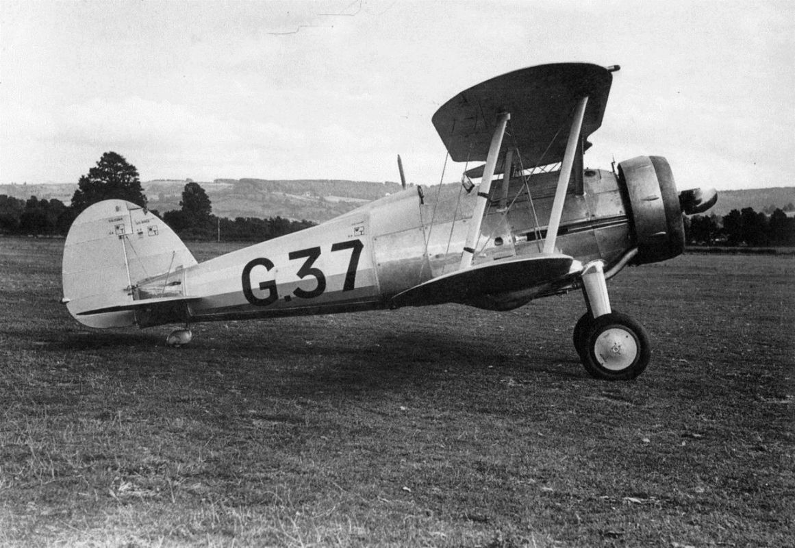 Gloster SS.37 prototype, right profile