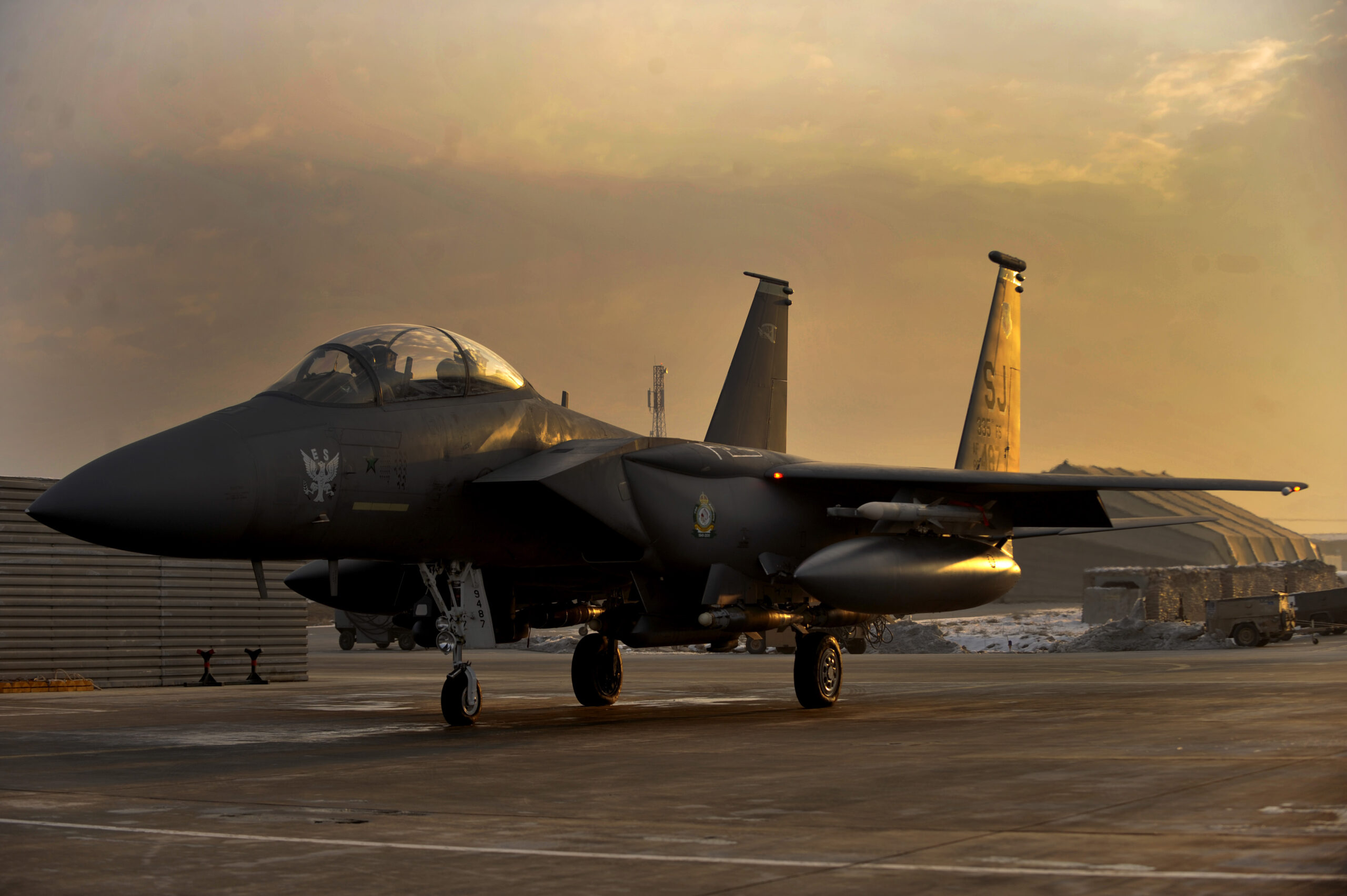 F-15E-47-MC Strike Eagle 89-0487 at Bagram Airfield, Afghanistan, 13 January 2012. (Photograph by Airman 1st Class Ericka Engblom, USAF)