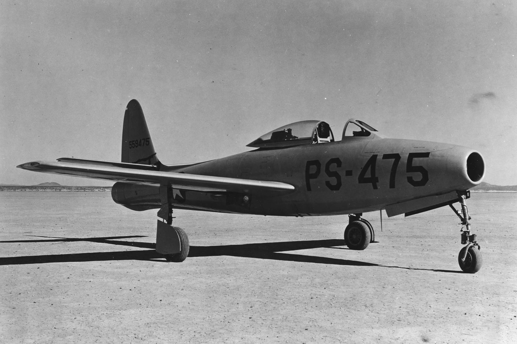 The first of three prototypes, Republic XP-84 Thunderjet 45-59475 is parked on the dry lake at Muroc Army Airfield. (U.S. Air Force)