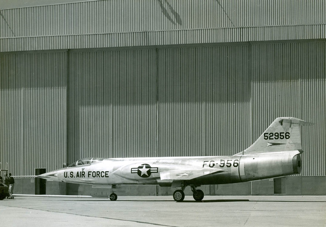 Lockheed F-104A Starfighter 55-2956 rollout at Palmdale, 17 April 1956. (Lockheed)