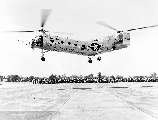 Piasecki YH-21-PH Work-Horse 50-1231, first flight at Morton Grove, PA. (San Diego Air and Space Museum Archives)