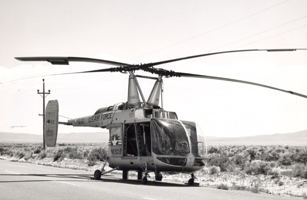 Kaman HH-43B Huskie 60-0263 parked at the edge of the roadway after it’s record-setting flight, at Mono Lake, California, 13 June 1962. (FAI)