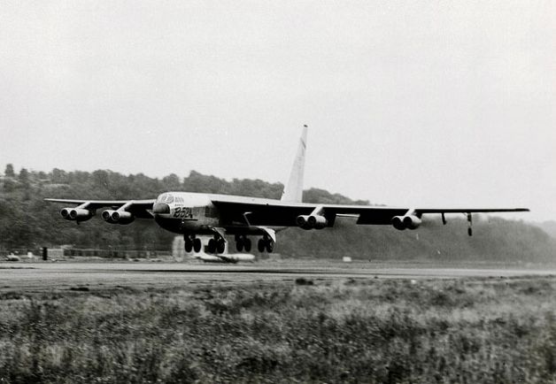 1954 Boeing B-52C Stratofortress 54-2680 c/n 17175 US Air …