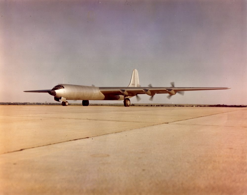 Convair XB-36 Peacemaker 42-13570 engine run-up