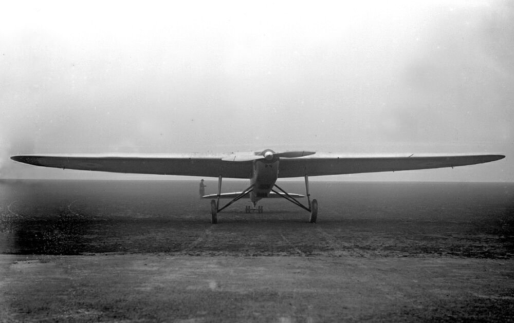 Fairey Long Range Monoplane J9479, front view.