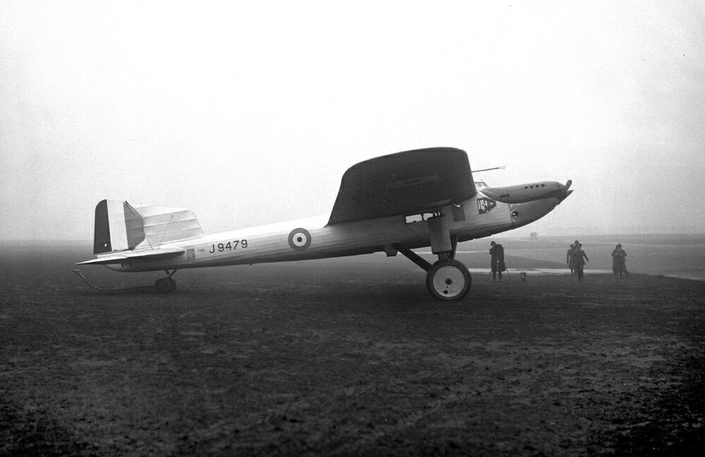 Fairey Long Range Monoplane J9479, right side view.