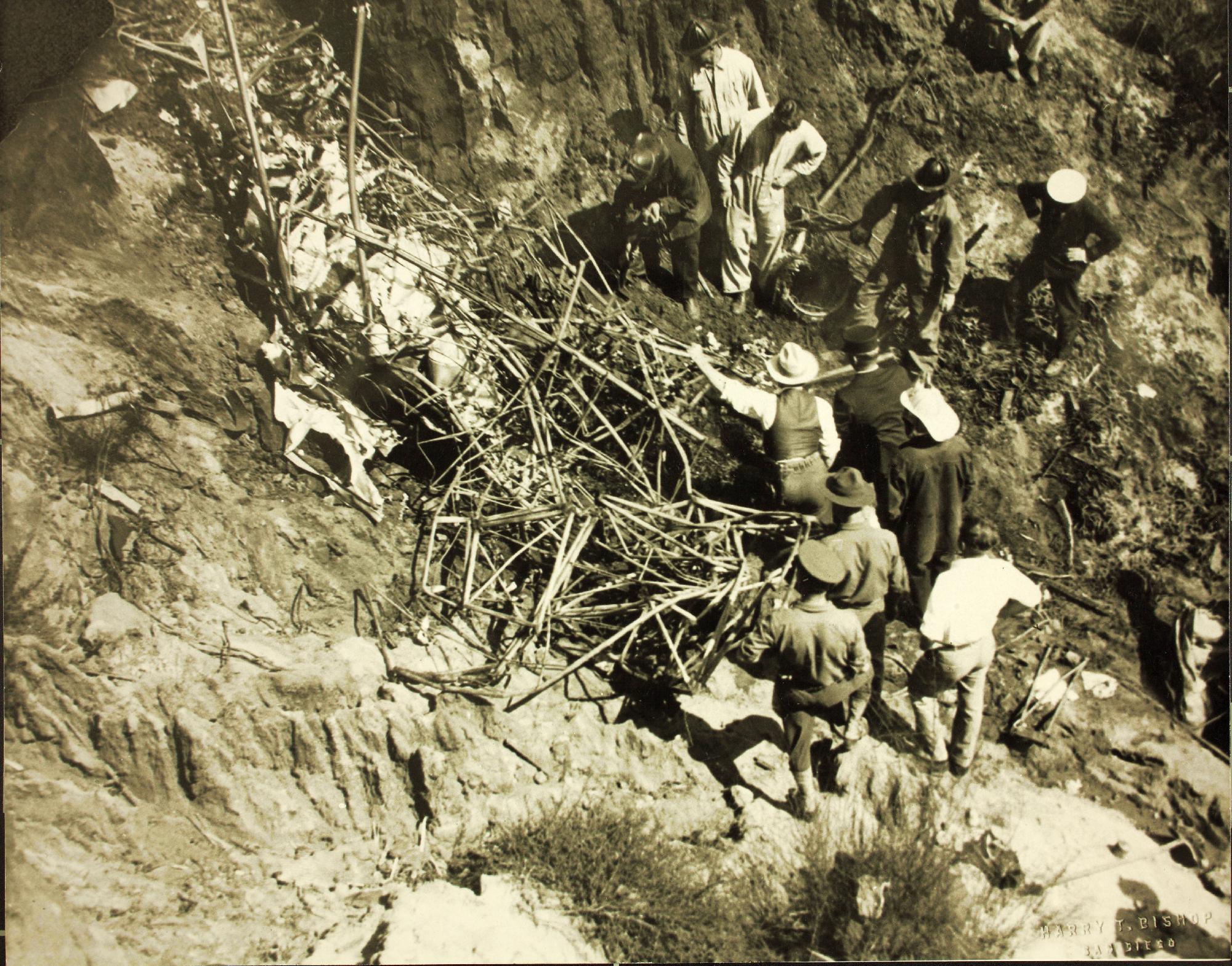 Wreckage of the Pacific Aircraft J-30, Spirit of John Rodgers, at Point Loma, 10 August 1927. (San Diego Air and Space Museum Archives)