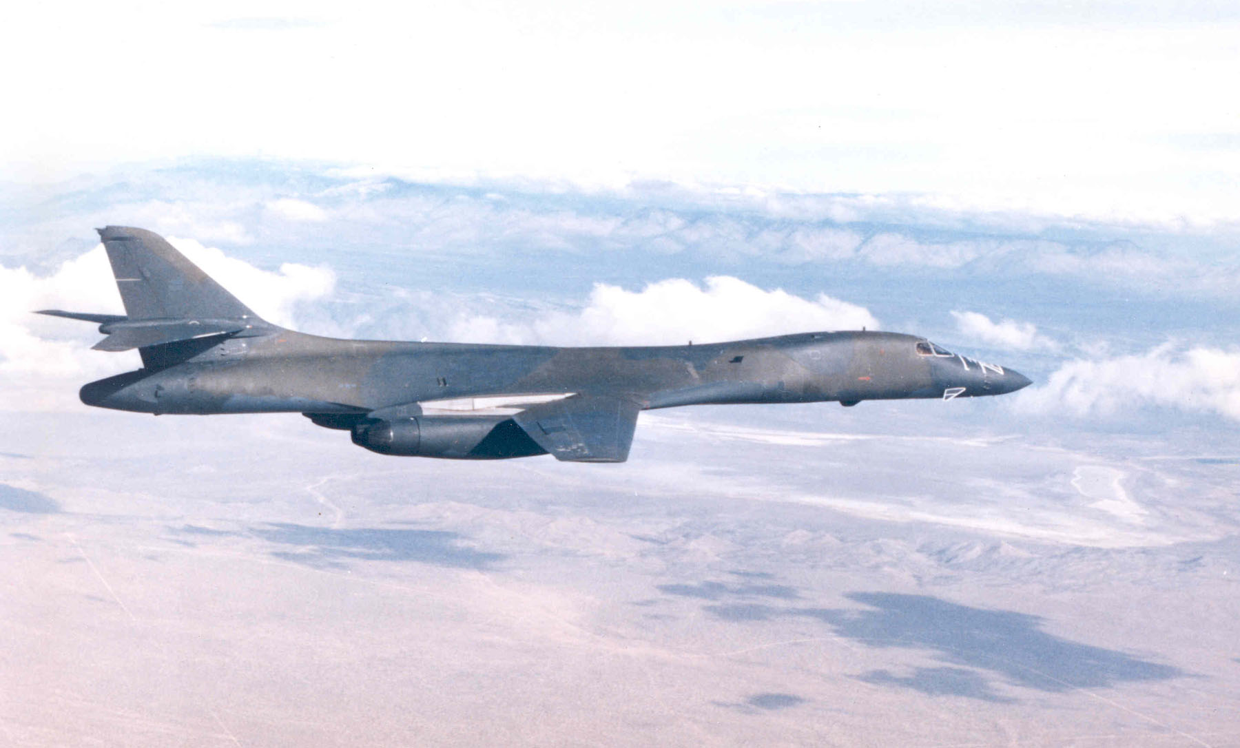 A Rockwell International B-1B in flight. (U.S. Air Force)