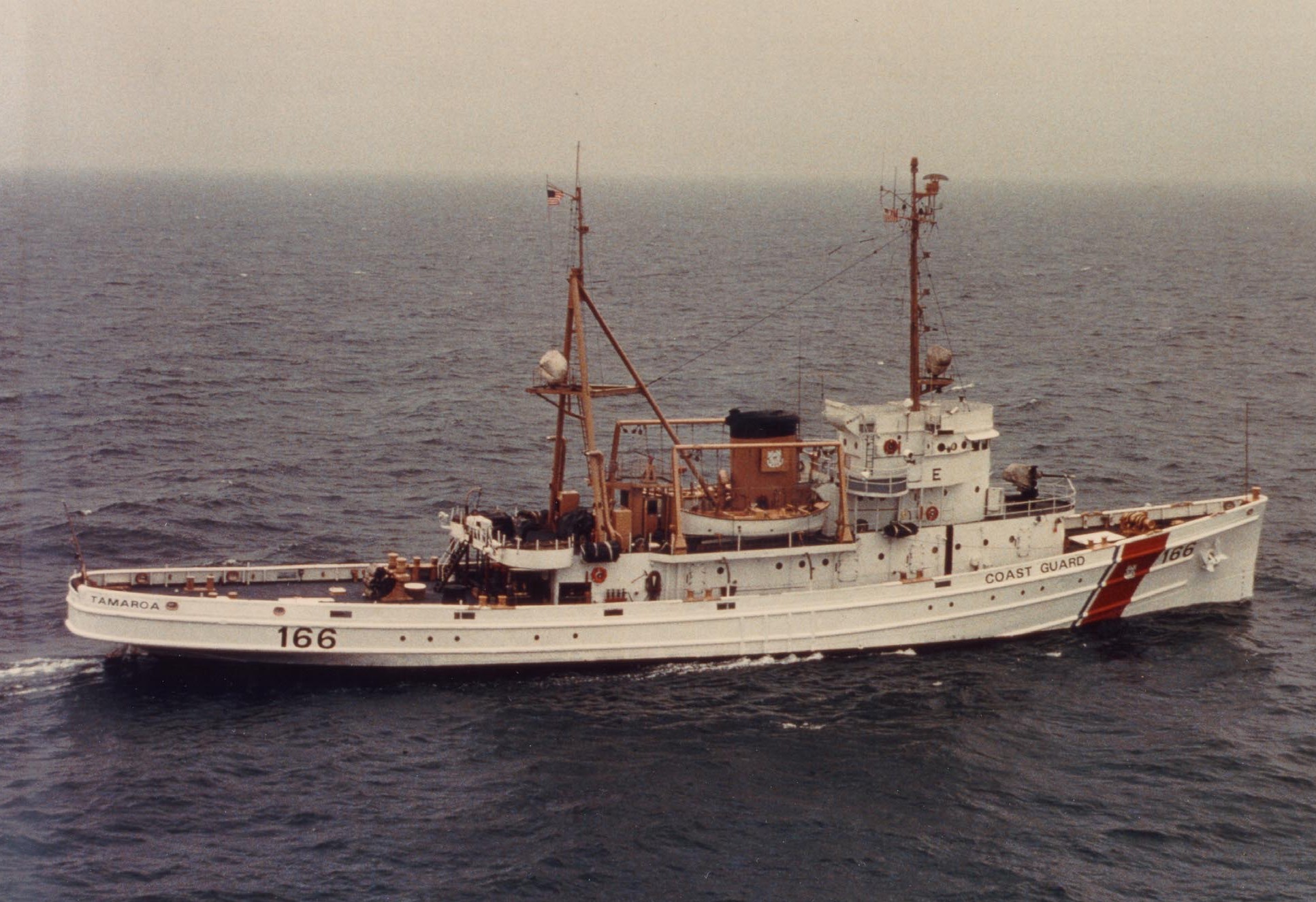 https://static.thisdayinaviation.com/wp-content/uploads/tdia//2013/10/USCGC-Tamaroa-WMEC-166.jpg