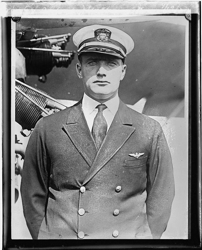 Lieutenant Alford J. Williams, jr., United States Navy, photographed 19 September 1923. (Library of Congress)