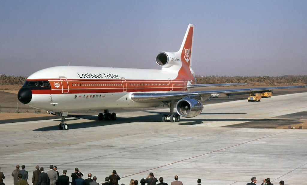 N1011, the prototype Lockheed L-10ll TriStar, taxis to the ramp at Plant 10, at Palmdale, California, 16 November 1970. (Photograph © Jon Proctor, used with permission)