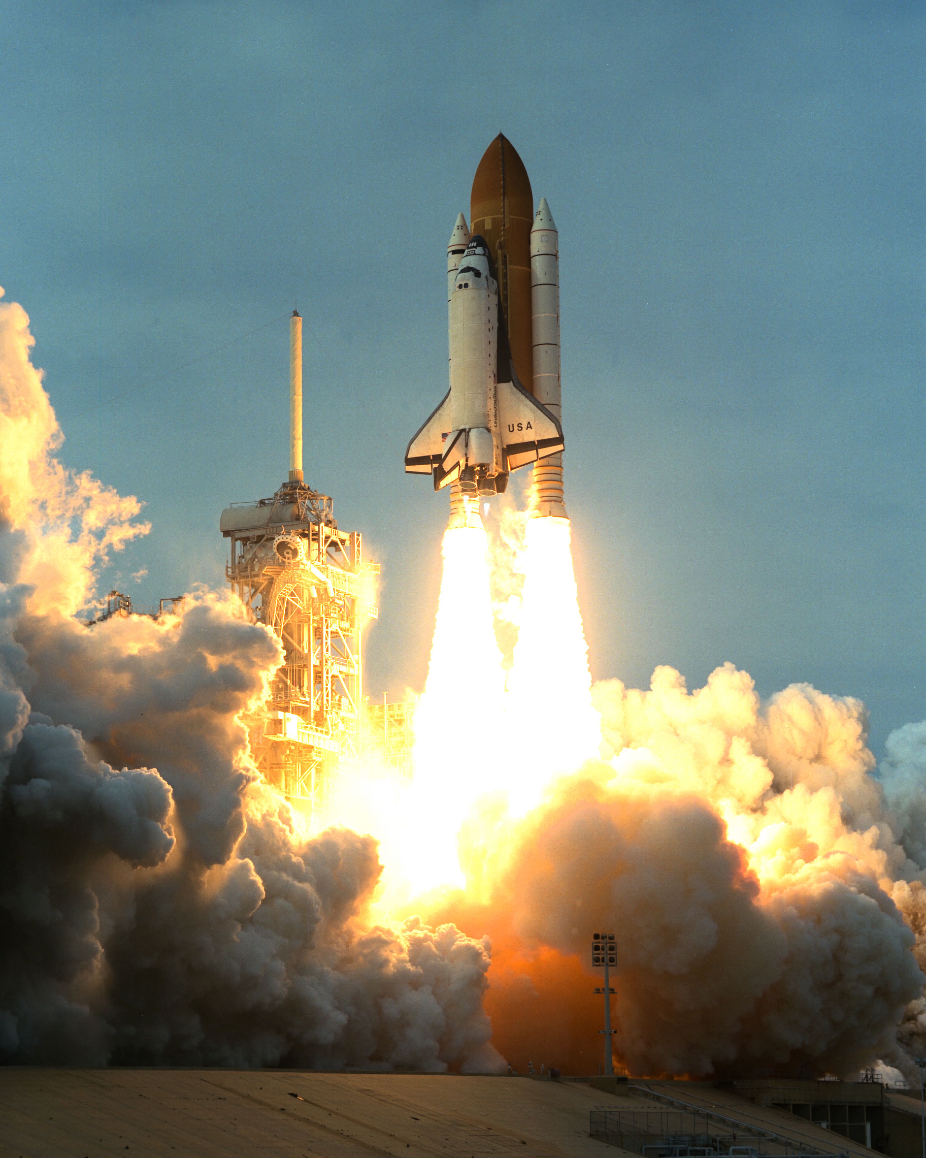 Space Shuttle Columbia (STS-87) lifts of from Launch Complex 39B, 19:46 UTC, 19 November 1997. (NASA)