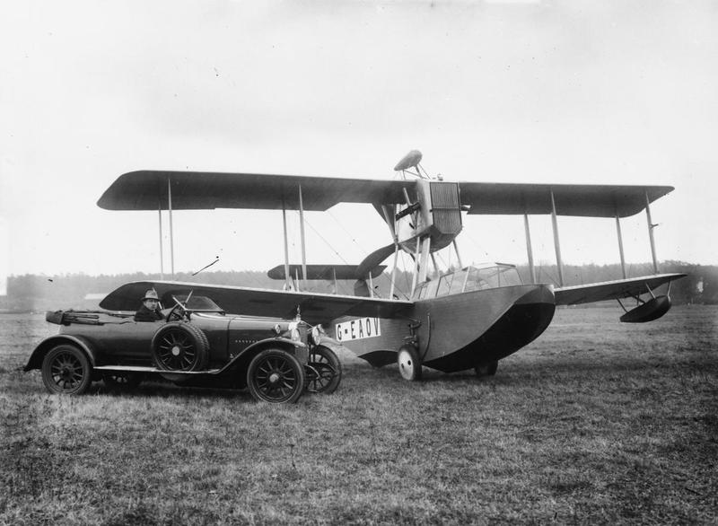 Vickers Viking G-EAOV. (Imperial War Museum)